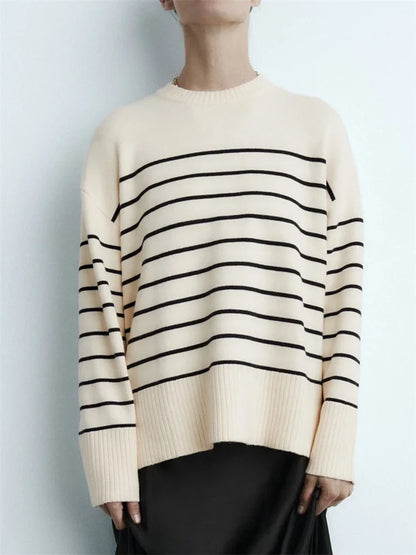 Modelo Striped Sweater